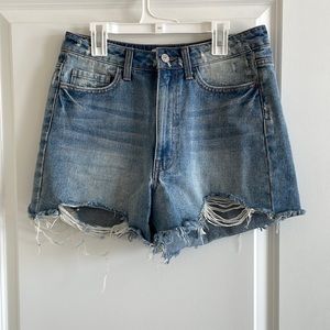 High waisted jean short